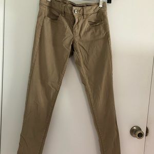 American eagle Khaki pants